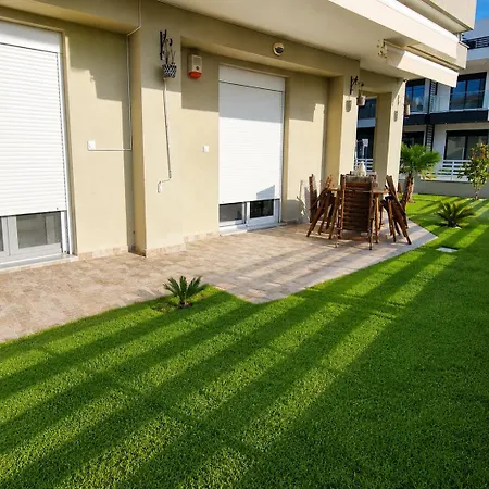 Mango Apartman Nikíti