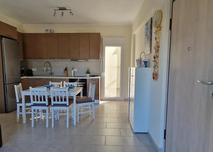 Mango Апартаменты Никити